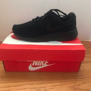 Nike Tanjun (PS) Black 3Y